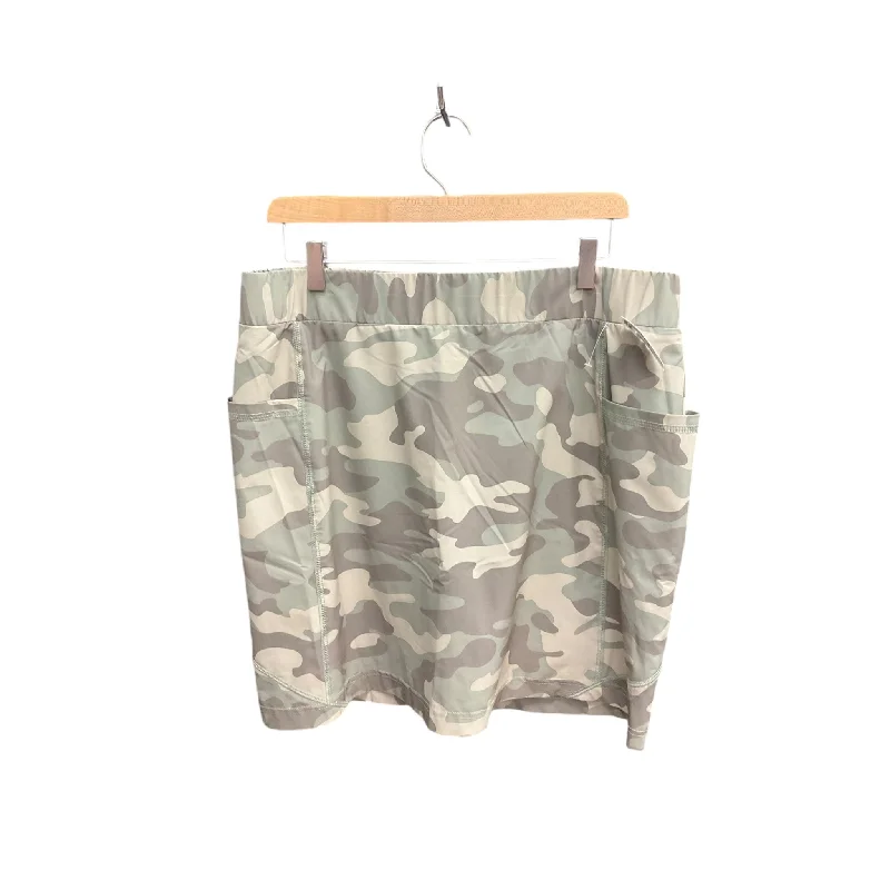 Casual Shorts Athletic Skort By Chicos In Green, Size: L