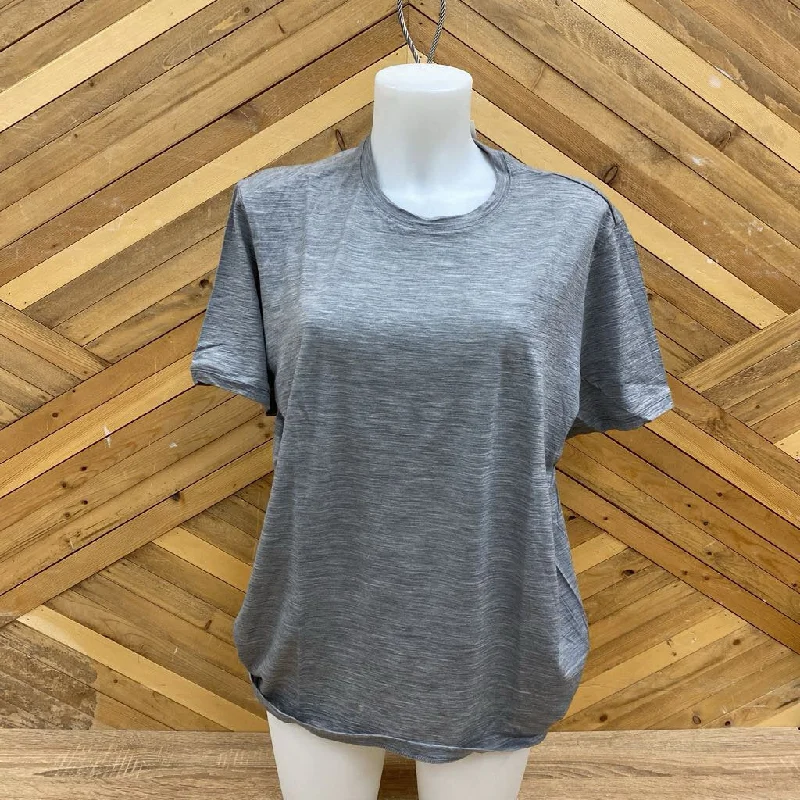 icebreaker - Men's Merino-Blend T-Shirt - MSRP $90: Grey-men-LG