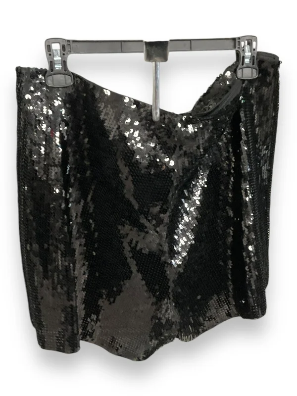 Minimal Apparel Shorts By Express In Black, Size: L