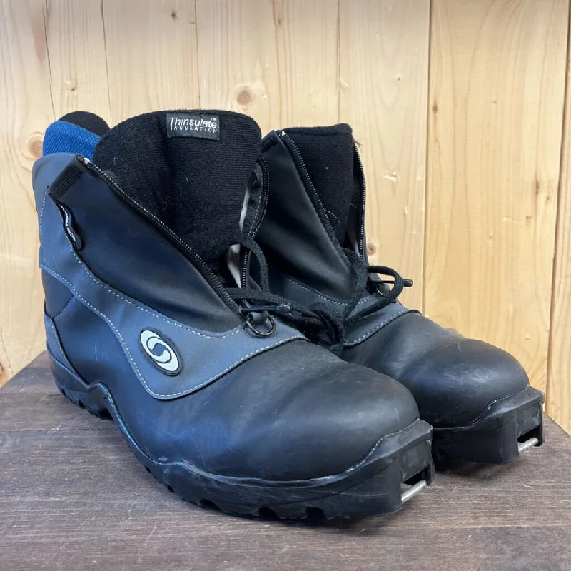 Insulated Winter Boots: Black-unisex-12