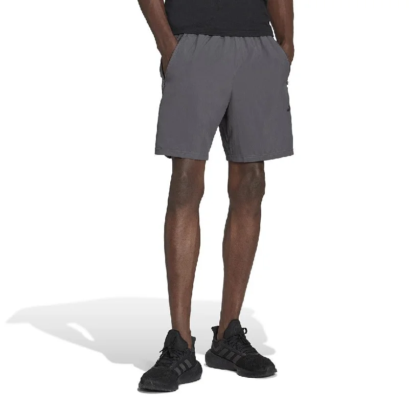 Train Essentials Woven Training Shorts - Men